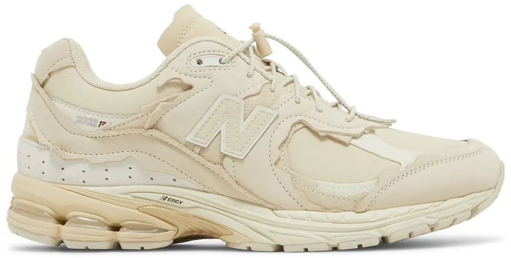 New Balance 2002R Protection Pack Sandstone - Detail side view