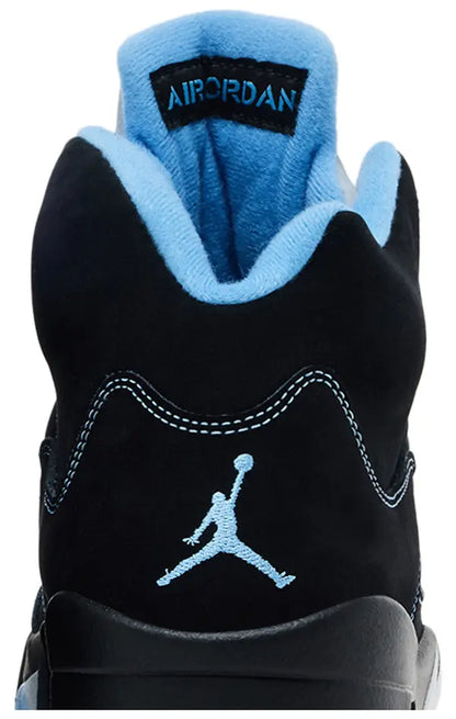 Air Jordan 5 Retro UNC - Back heel detail