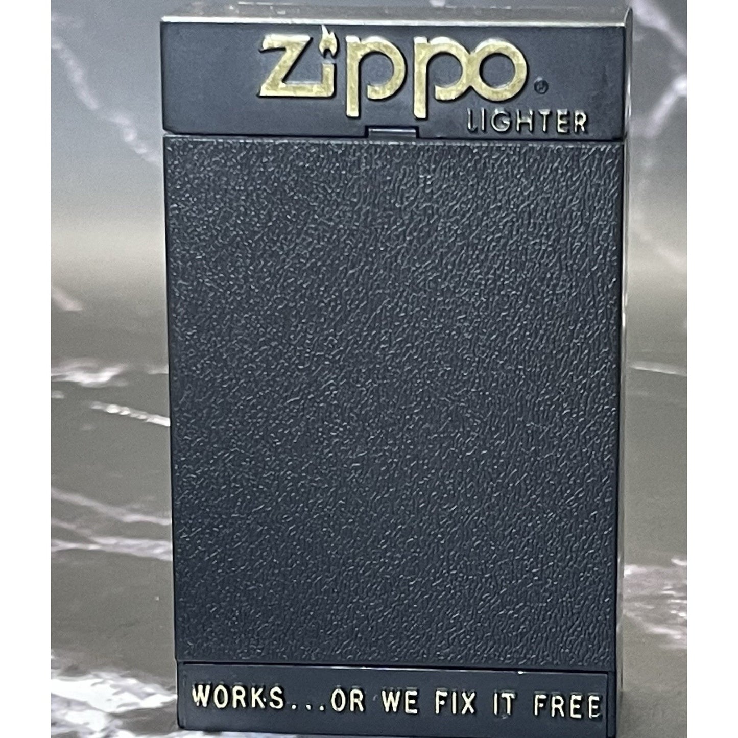 intage 1998 Camel Cigarettes Zippo Lighter - XIV Date Code - Cream Matte