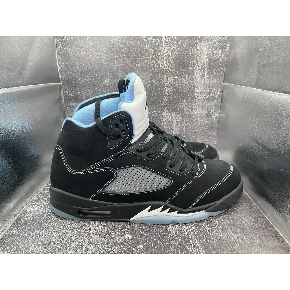 Air Jordan 5 Retro 'Black University Blue' 2026 DD0587-008 Men size 14