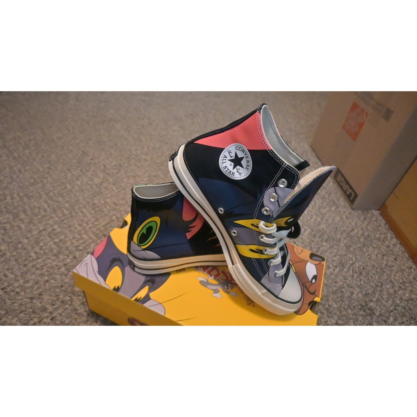 Converse 85 Years of Tom and Jerry SIZE 11.5M