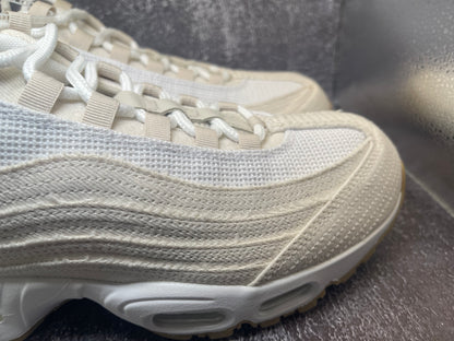 Nike Air Max 95 OG x Levi's Ecru Light Orewood Brown HM4743-100 - Size 11.5M (No Box)