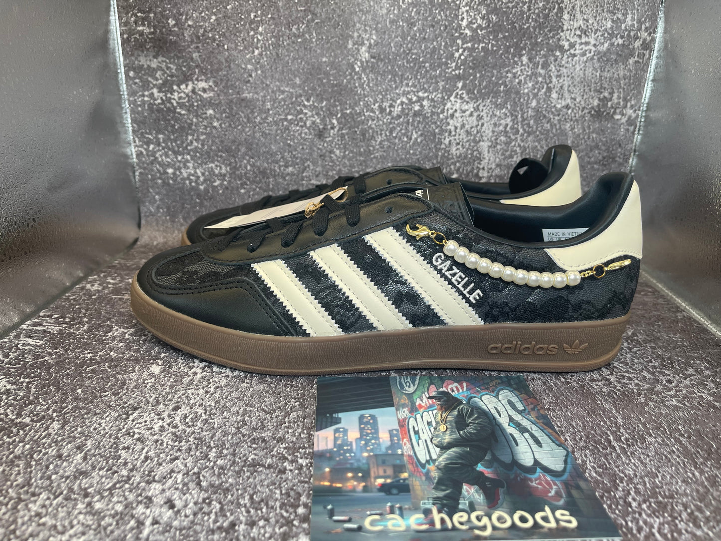 Adidas Originals Gazelle Indoor HQ2624 Core Black / Cream White - Women's