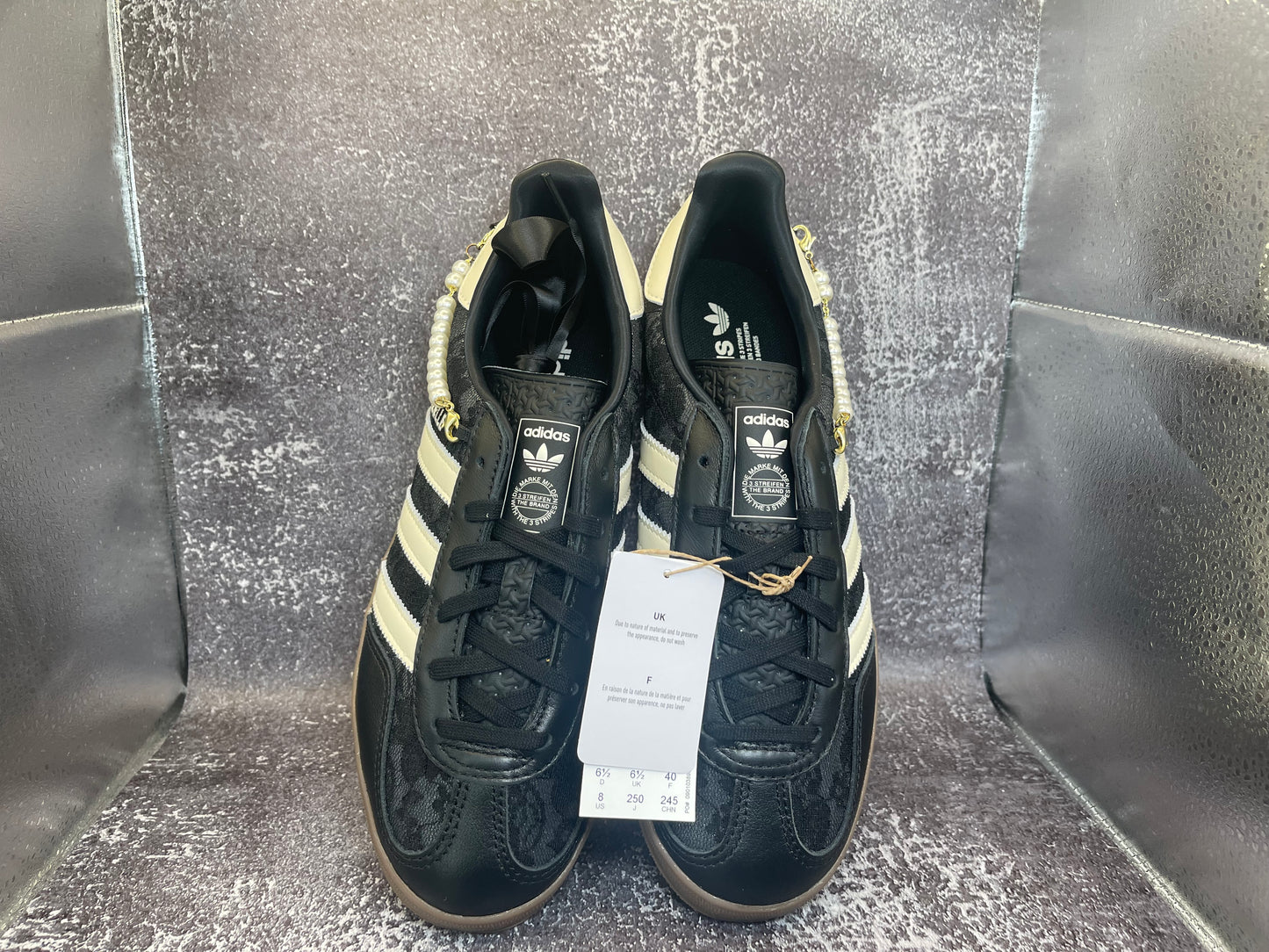 Adidas Originals Gazelle Indoor HQ2624 Core Black / Cream White - Women's