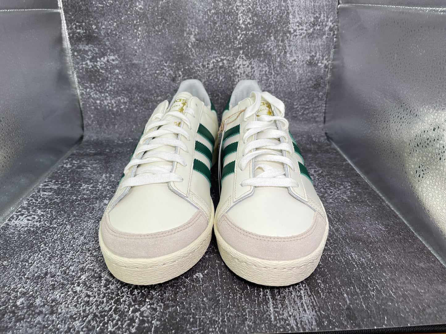 adidas Originals Jabbar Low OG Men's Shoes - Off White/Green