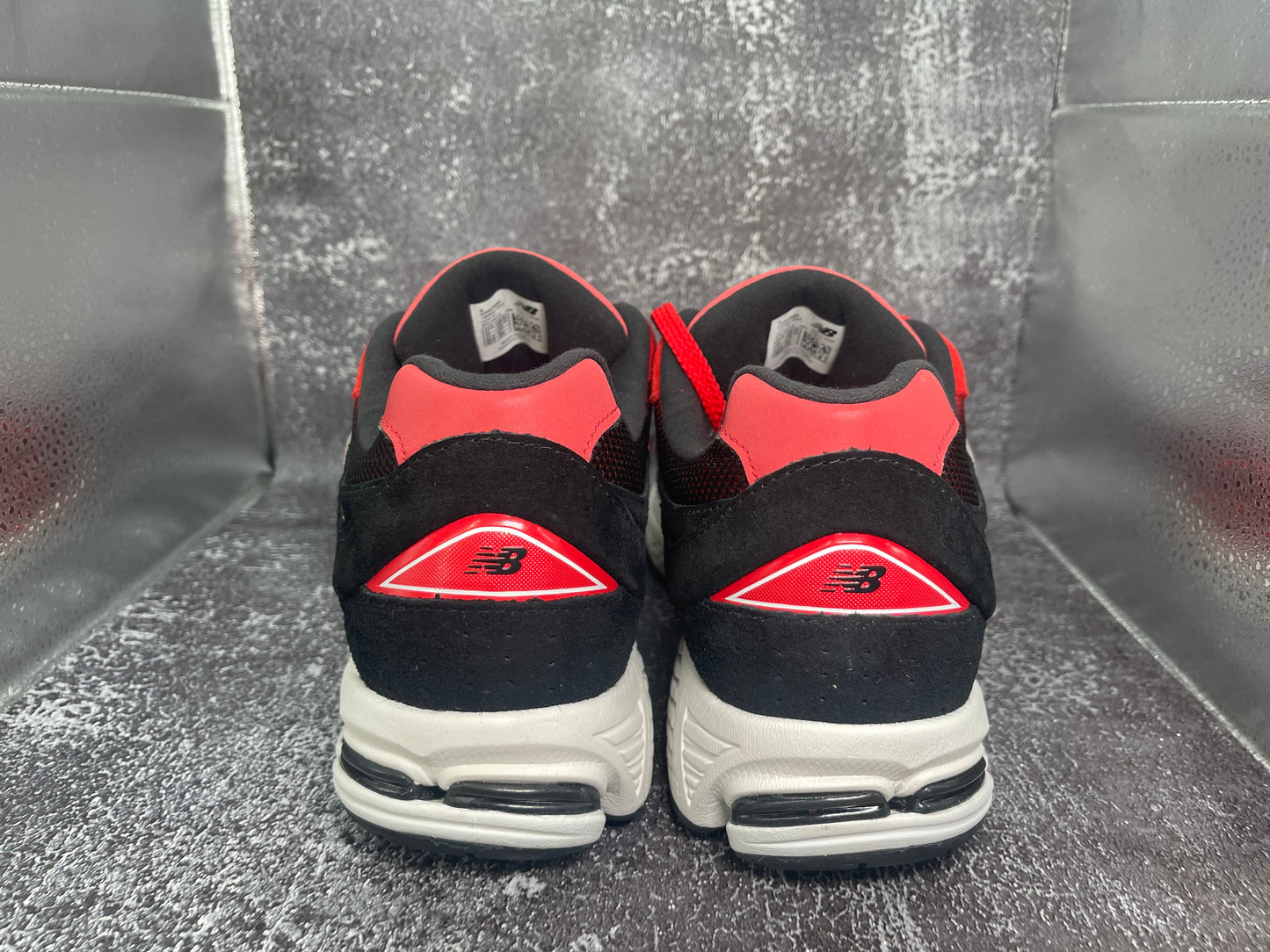 New Balance 2002R 'True Red' Men's Retro Running Sneakers - Red/Black/White