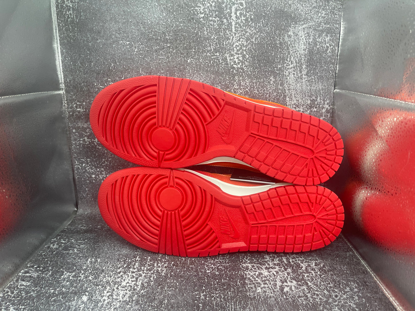 Nike Dunk Low 'ATL' Men's Sneakers - University Red/Bright Crimson