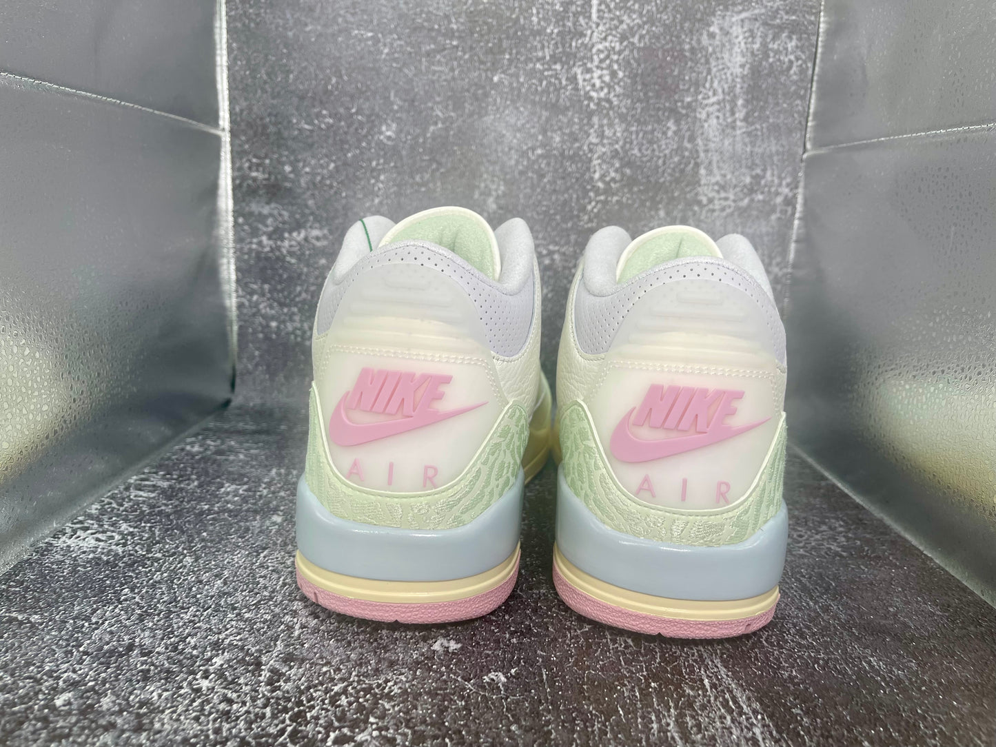 Jordan 3 Retro Spring Is In The Air - IF4396-100 / GS IF4758-100