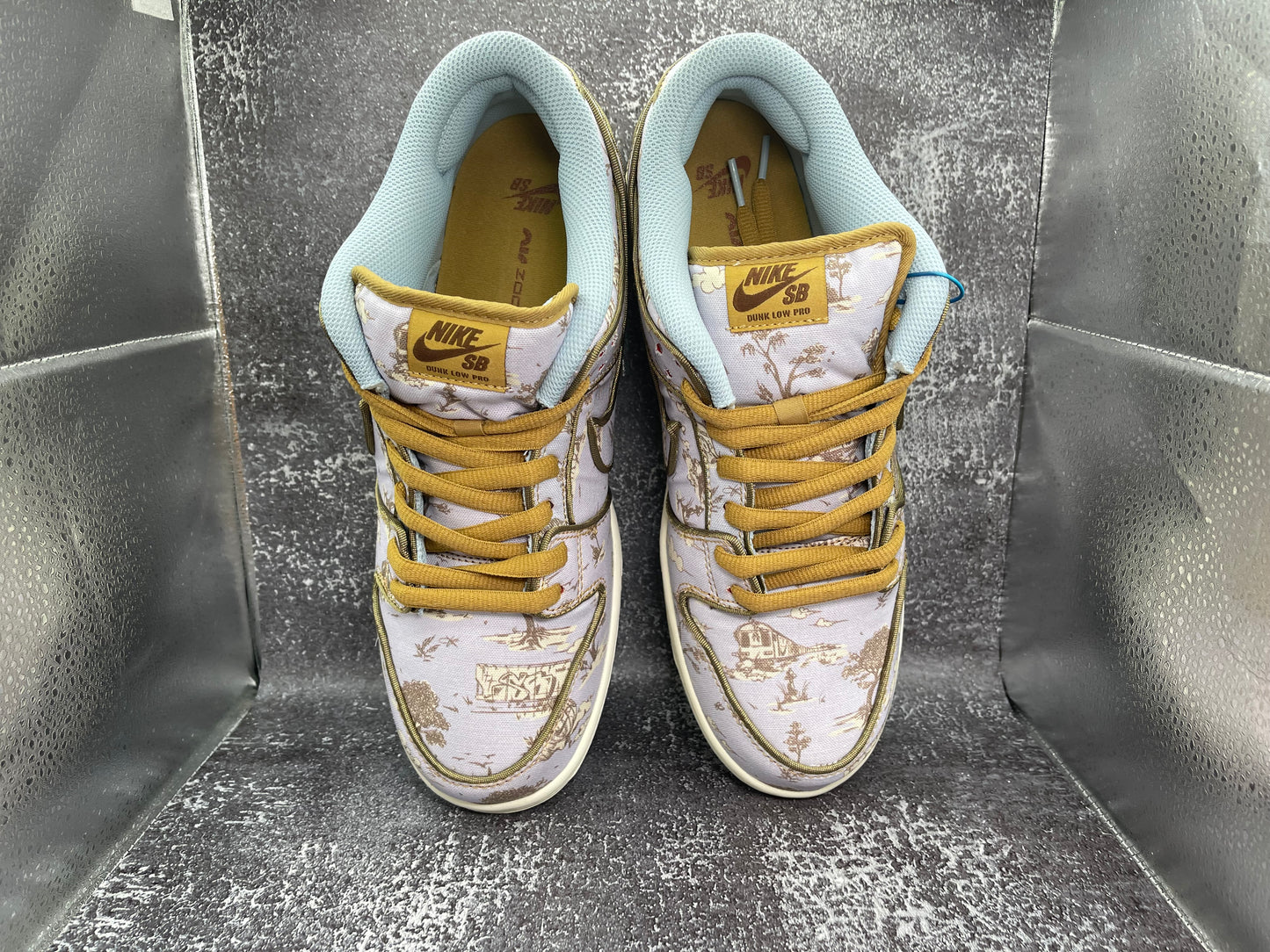 Nike SB Dunk Low Premium City of Style
