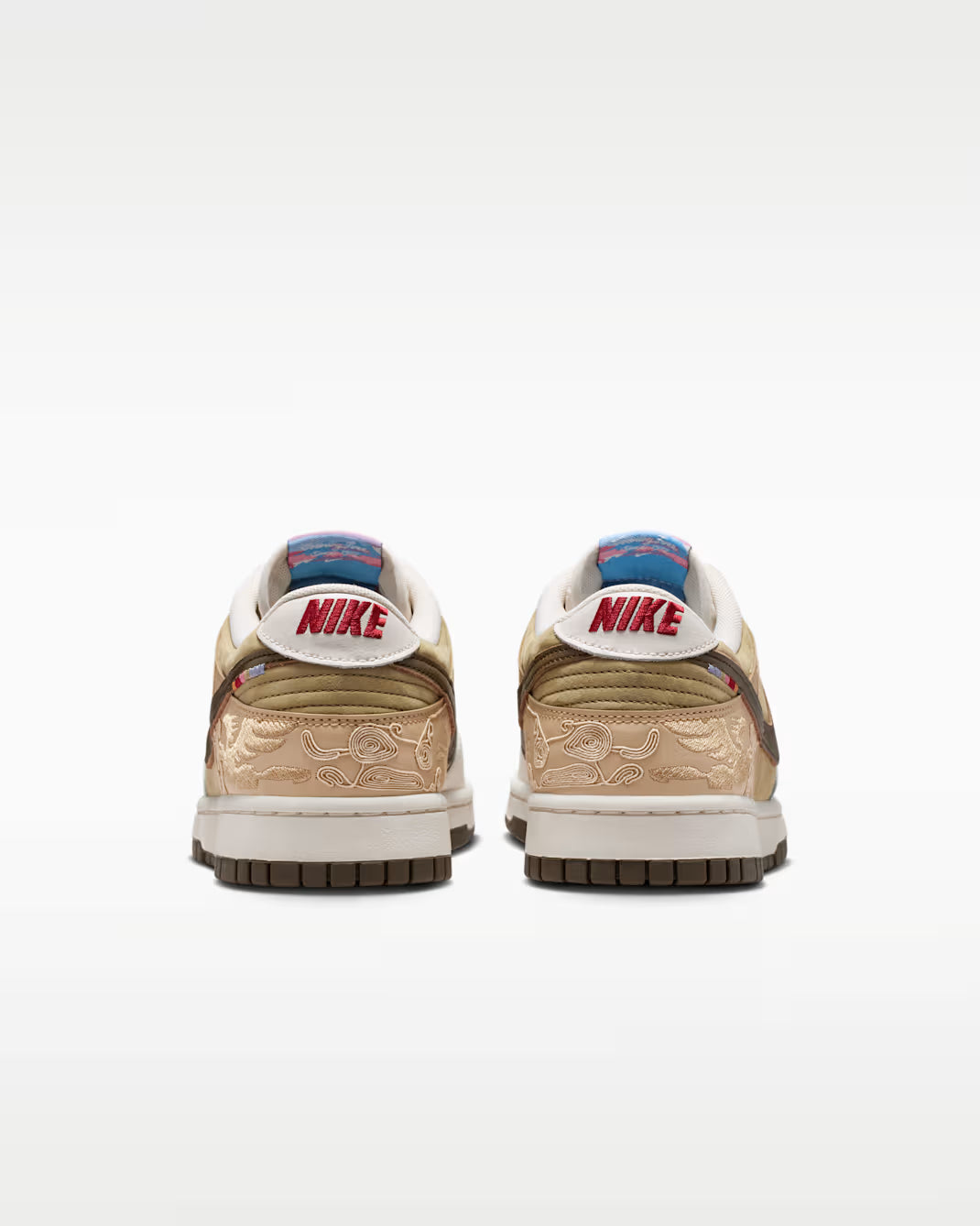 Nike Dunk Low SE "LNY"