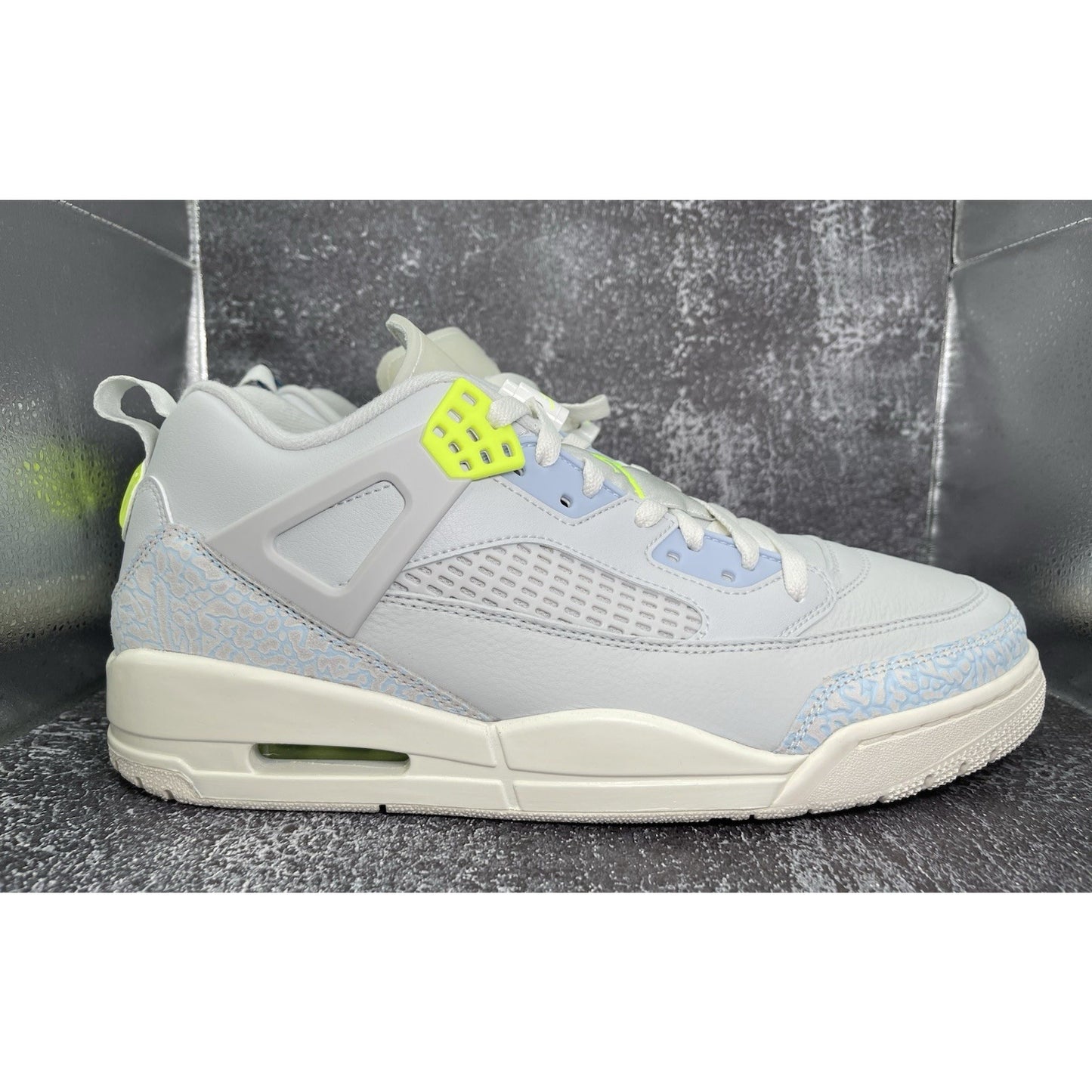 Nike Men's SIZE 11.5 Jordan Spizike Low Photo Blue Volt Sail Coconut IB4464-025