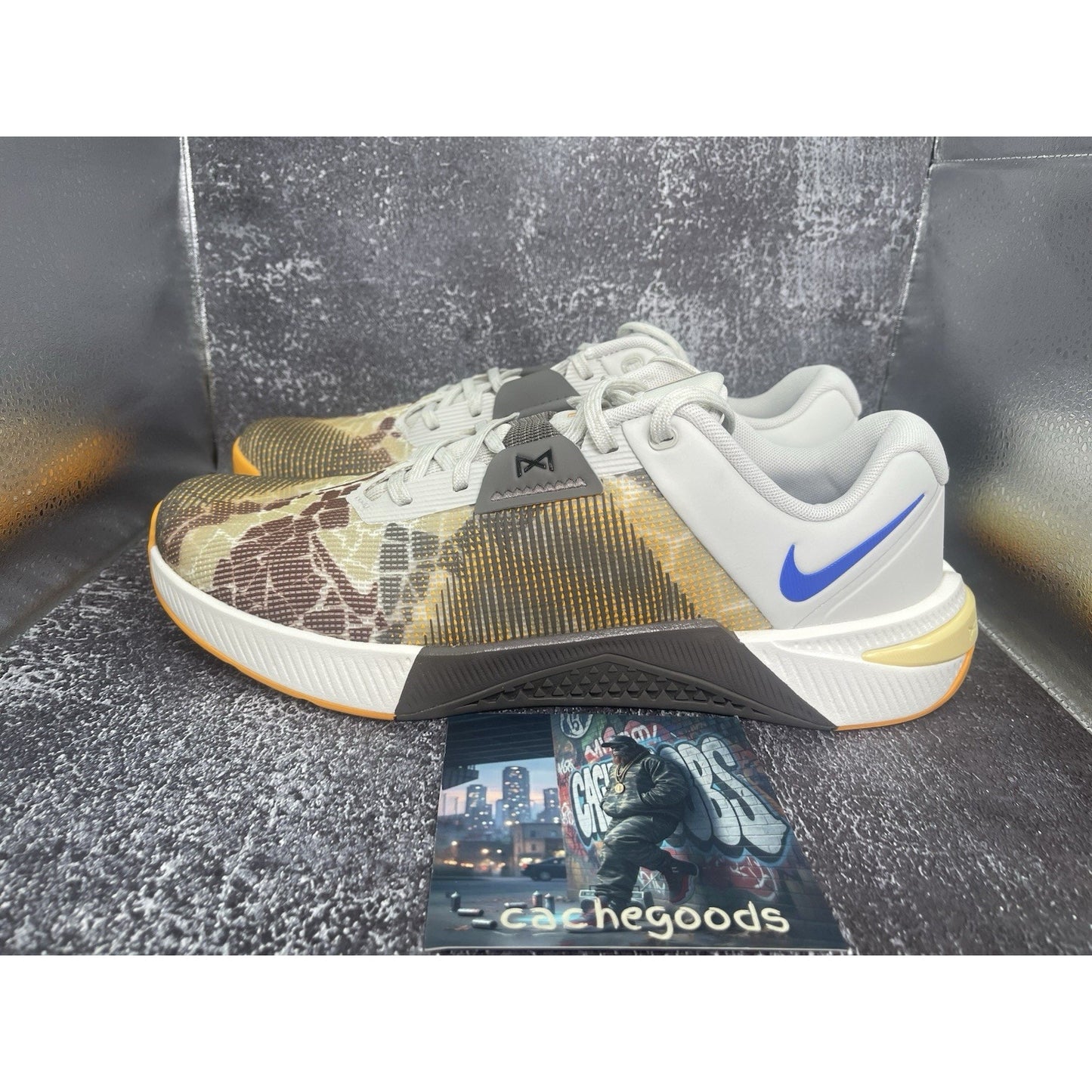 New Nike Metcon 11.5Shoes - Light Bone/Cave Stone (HQ2615-001)