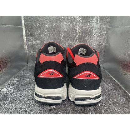 Mens New Balance True Red White Black Retro 2002R Suede Run U2002RZA New Sz 11.5
