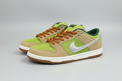 Nike SB Dunk Low Pro Escargot FQ7585-200