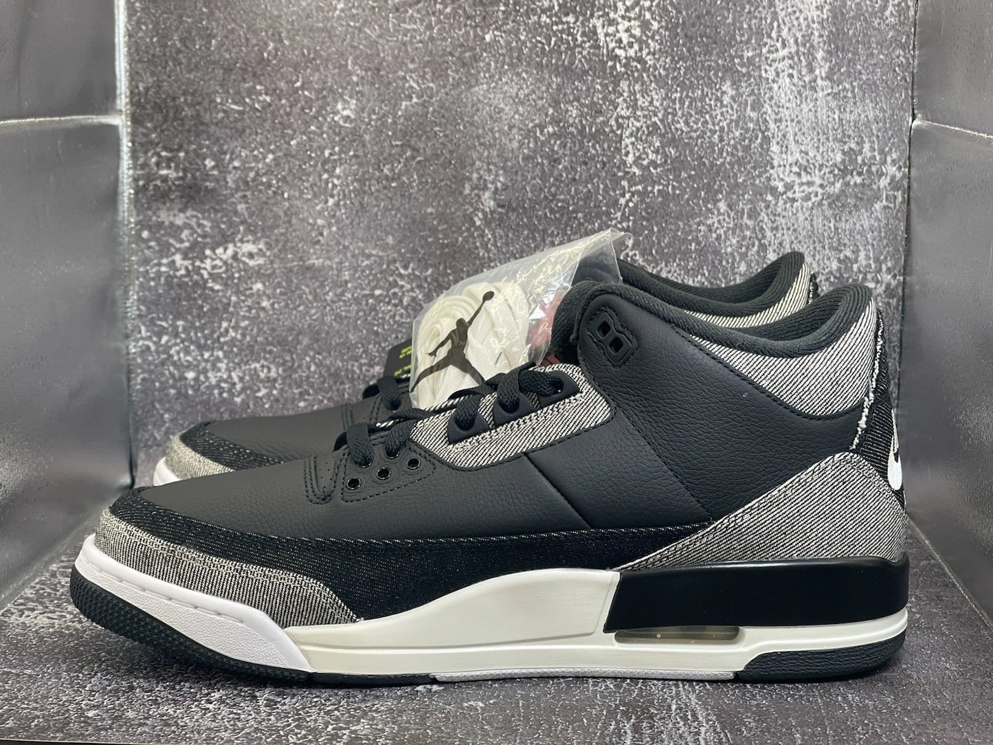 Air Jordan 3 Retro SP x Levi's Black Denim